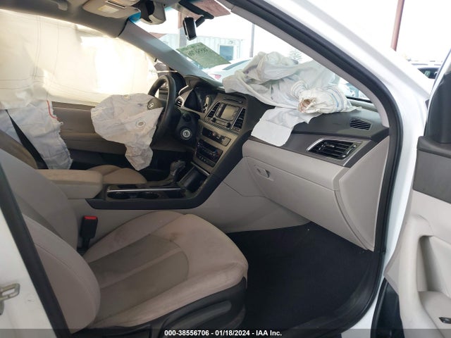 Hyundai SONATA SE 2015 5NPE24AF3FH227219 Image 5