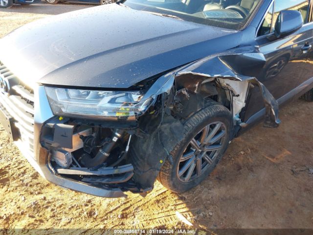 WA1LHAF75KD045277 Audi Q7 45 Premium