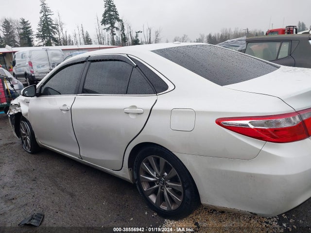 2015 TOYOTA CAMRY HYBRID XLE VIN: 4T1BD1FKXFU171900