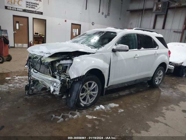 Chevrolet EQUINOX LT 2017 2GNALCEK0H1597598 Image 2