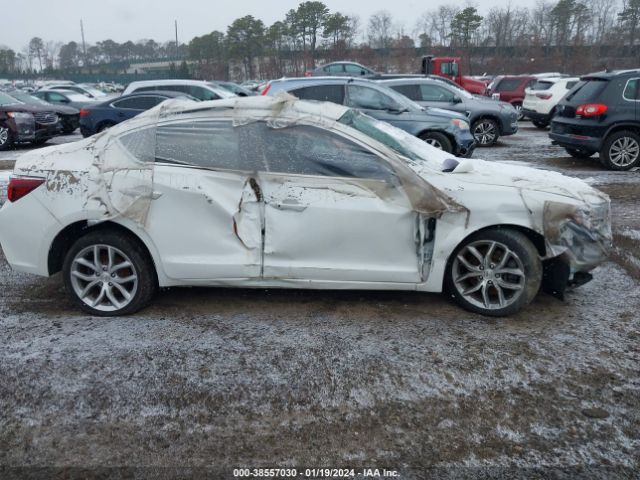 19UDE2F38KA002562 Acura Ilx Standard