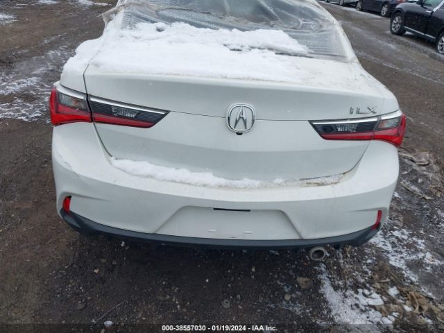19UDE2F38KA002562 Acura Ilx Standard