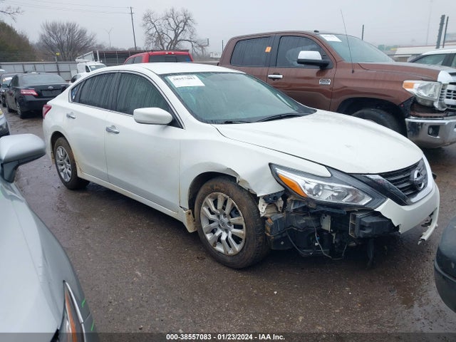 Nissan Altima 2.5 S 2018 1N4AL3AP2JC264948 main image
