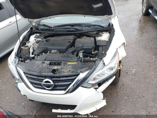 Nissan Altima 2.5 S 2018 1N4AL3AP2JC264948 Image 10