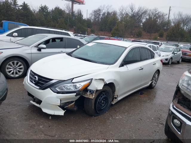 Nissan Altima 2.5 S 2018 1N4AL3AP2JC264948 Image 2