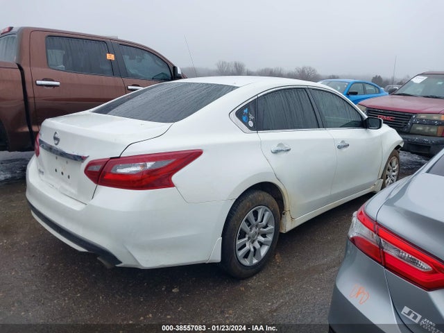 Nissan Altima 2.5 S 2018 1N4AL3AP2JC264948 Image 4