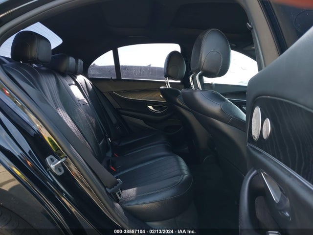 Mercedes-Benz E 350 2022 W1KZF8DB2NB097462 Image 8