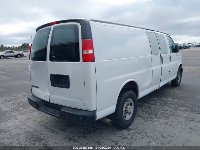 Chevrolet Express 2500 Work Van 2014 1GCWGGCAXE1116777 Image 4