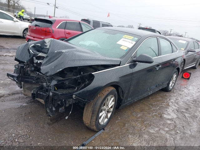 Hyundai SONATA SE 2018 5NPE24AF2JH610044 Image 2