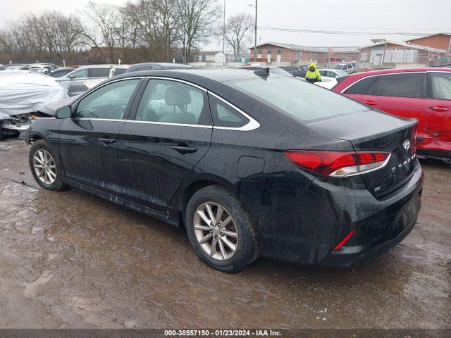 Hyundai SONATA SE 2018 5NPE24AF2JH610044 Image 3