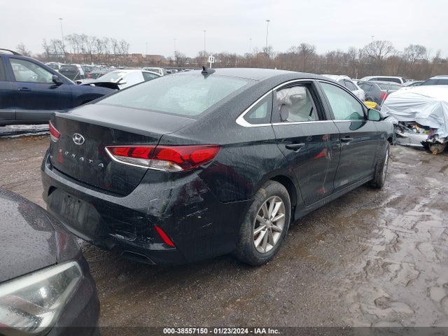 Hyundai SONATA SE 2018 5NPE24AF2JH610044 Image 4