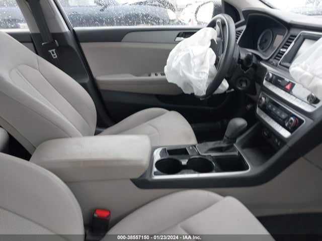 Hyundai SONATA SE 2018 5NPE24AF2JH610044 Image 5