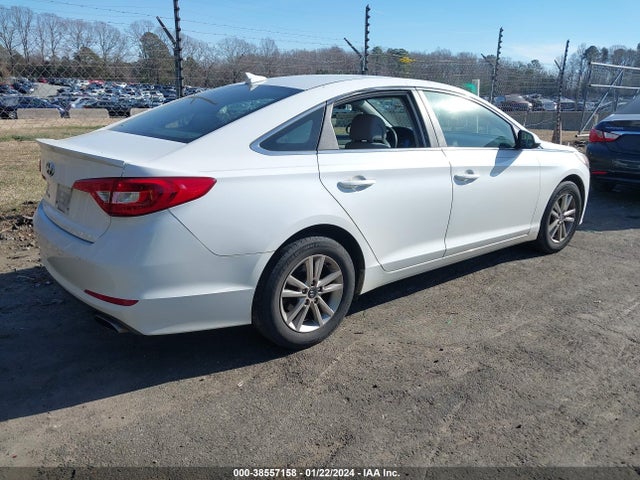 Hyundai SONATA SE 2015 5NPE24AF0FH016219 Image 4