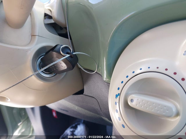 2013 FIAT 500 3C3CFFAR2DT749732 Photo 10