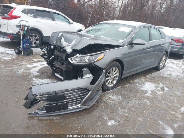 Hyundai SONATA SE 2018 5NPE24AF6JH706498 Image 2