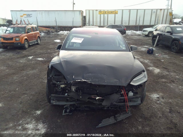 Tesla Model X 60d/p100d/p90d 2016 5YJXCAE40GF001250 Image 13