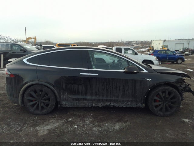Tesla Model X 60d/p100d/p90d 2016 5YJXCAE40GF001250 Image 14