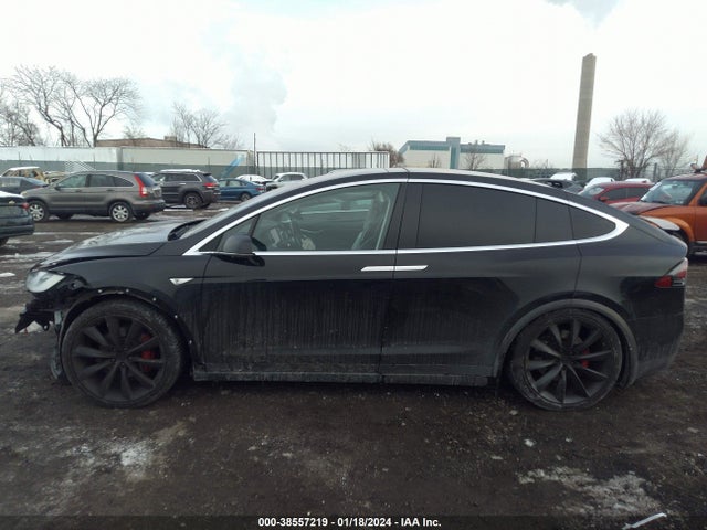 Tesla Model X 60d/p100d/p90d 2016 5YJXCAE40GF001250 Image 15