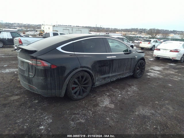 Tesla Model X 60d/p100d/p90d 2016 5YJXCAE40GF001250 Image 4