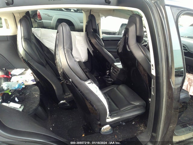Tesla Model X 60d/p100d/p90d 2016 5YJXCAE40GF001250 Image 8