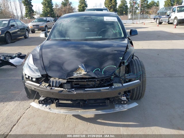 Tesla Model 3 Standard Range Plus Rear-wheel Drive 2021 5YJ3E1EA7MF878084 Image 6