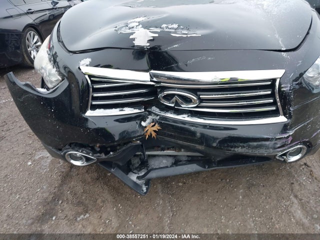 2015 INFINITI QX70 VIN: JN8CS1MW1FM482253