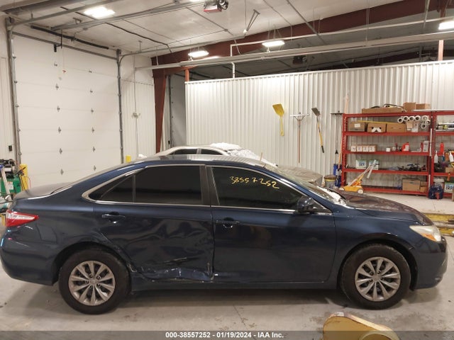 Toyota CAMRY LE 2016 4T4BF1FK3GR530456 Image 14