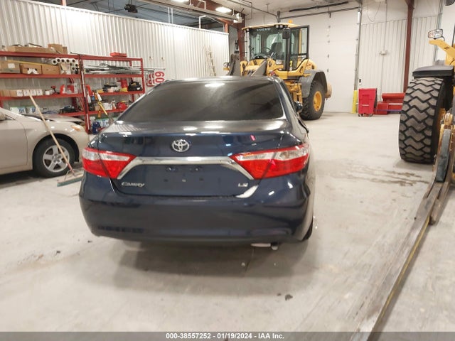Toyota CAMRY LE 2016 4T4BF1FK3GR530456 Image 17