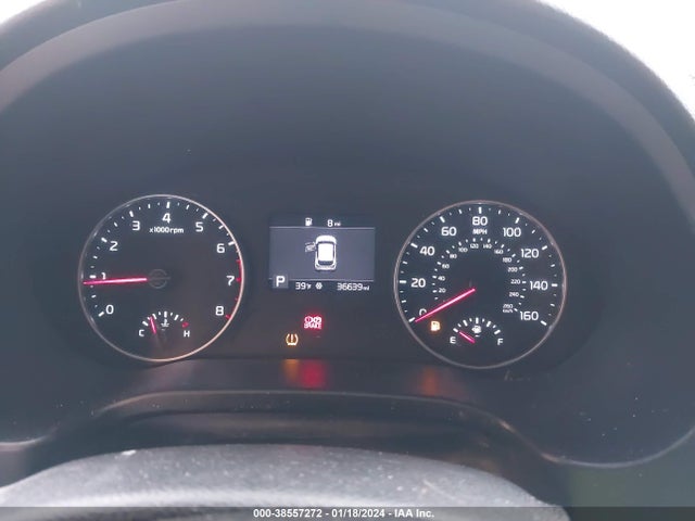 2021 KIA SELTOS LX VIN: KNDEPCAA2M7211613