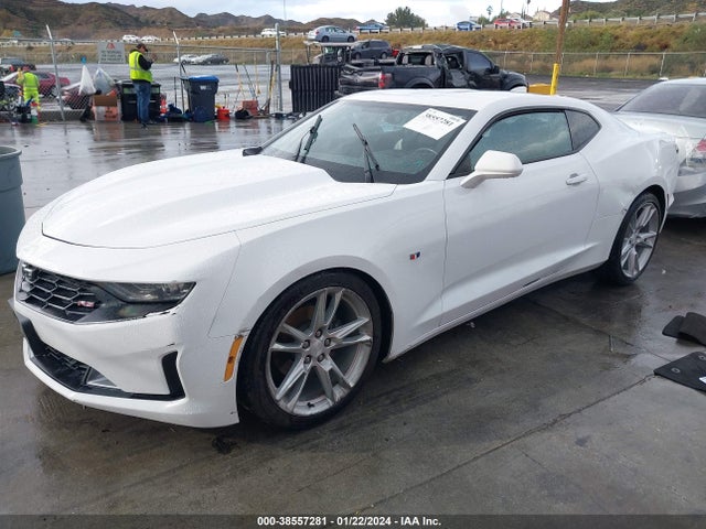 Chevrolet Camaro 1lt 2019 1G1FB1RX9K0125682 Image 2