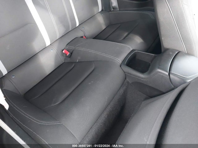 Chevrolet Camaro 1lt 2019 1G1FB1RX9K0125682 Image 8