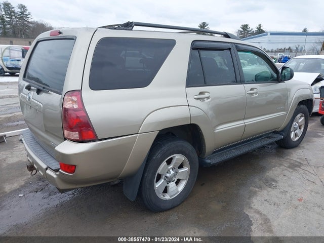 2005 TOYOTA 4RUNNER SR5 V6 VIN: JTEBU14R058050607