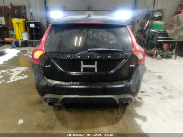 YV140MELXH1368469 Volvo V60 T5 Dynamic