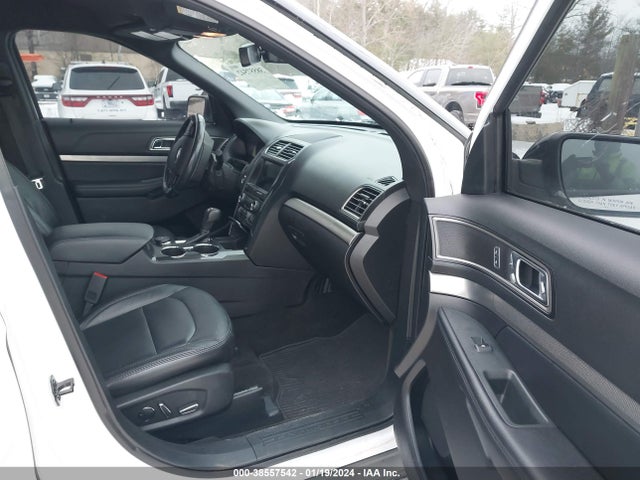 Ford EXPLORER XLT 2018 1FM5K8DH4JGA61628 Image 5