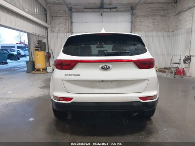 KNDPMCAC7K7612882 KIA Sportage Lx