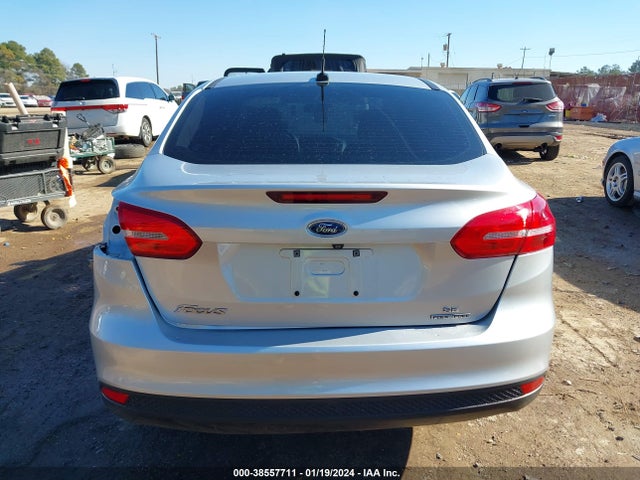 Ford FOCUS SE 2016 1FADP3F24GL303238 Image 17