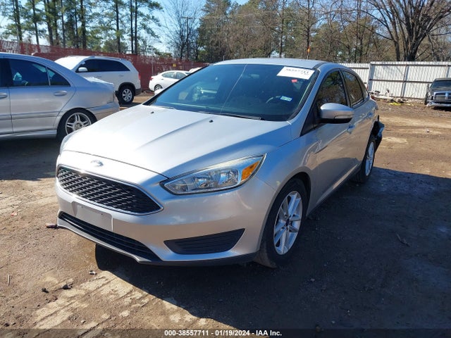 Ford FOCUS SE 2016 1FADP3F24GL303238 Image 2