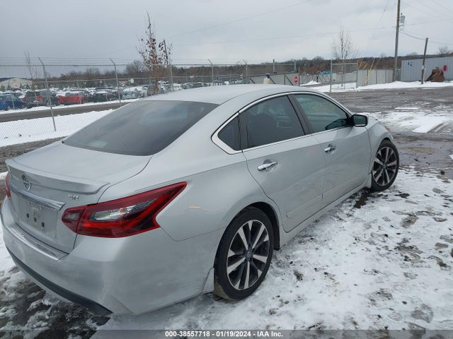 Nissan Altima 2.5 Sr 2017 1N4AL3AP0HN310596 Image 4