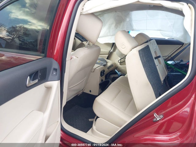WVGAV7AX4GW078326 Volkswagen TIGUAN S