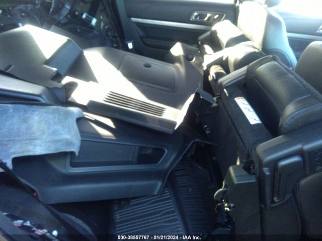 Ford EXPLORER XLT 2018 1FM5K8D81JGA22981 Image 8