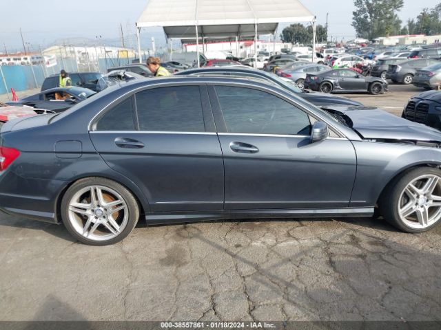 WDDGF8AB0EA942598 Mercedes-Benz C 300 Luxury 4matic/sport 4matic