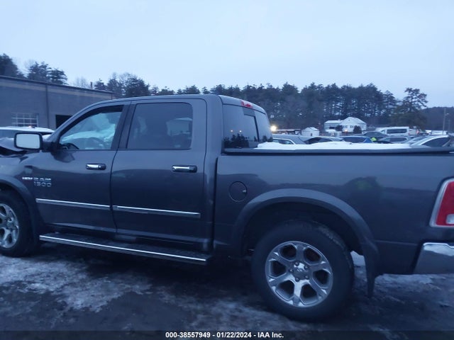 RAM 1500 Laramie  4x4 5'7 Box 2017 1C6RR7NT6HS547452 Image 15