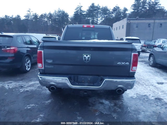 RAM 1500 Laramie  4x4 5'7 Box 2017 1C6RR7NT6HS547452 Image 17