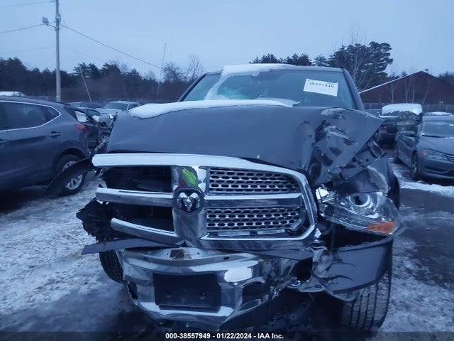 RAM 1500 Laramie  4x4 5'7 Box 2017 1C6RR7NT6HS547452 Image 6