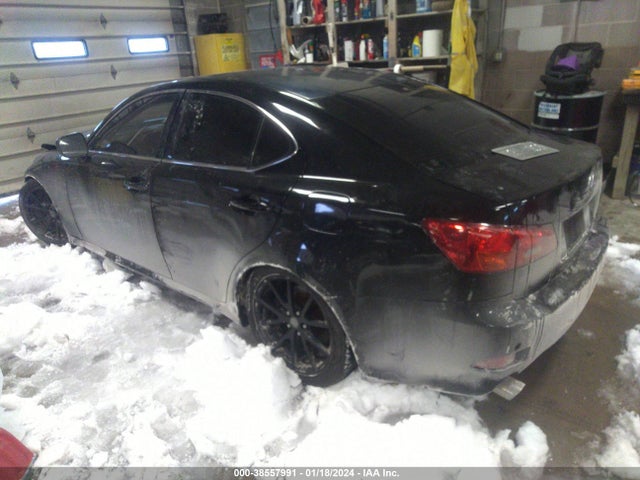 2006 LEXUS IS 350 VIN: JTHBE262X65001472
