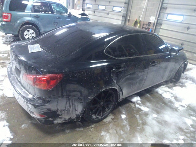 2006 LEXUS IS 350 VIN: JTHBE262X65001472