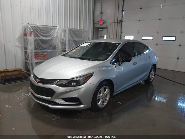 Chevrolet Cruze Lt Auto 2017 1G1BE5SM3H7213060 Image 2