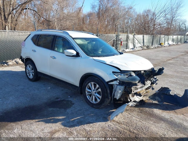 Nissan ROGUE SV 2015 5N1AT2ML0FC840228 Image 1