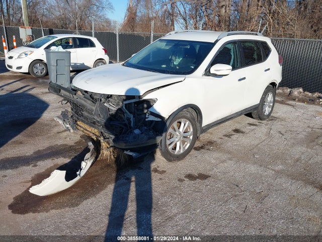 Nissan ROGUE SV 2015 5N1AT2ML0FC840228 Image 2