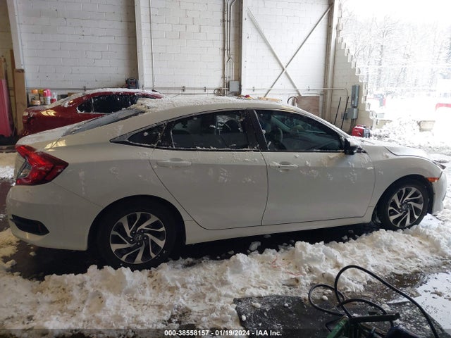 Honda CIVIC EX 2018 2HGFC2F78JH528434 Image 13